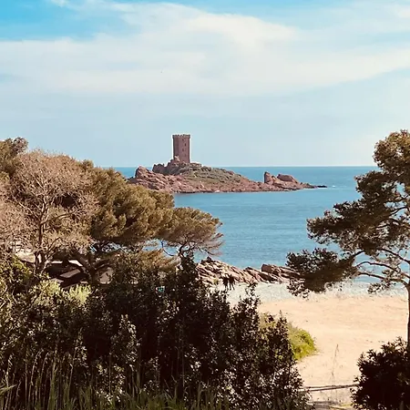 Apartment Proche Plage, Commerces *